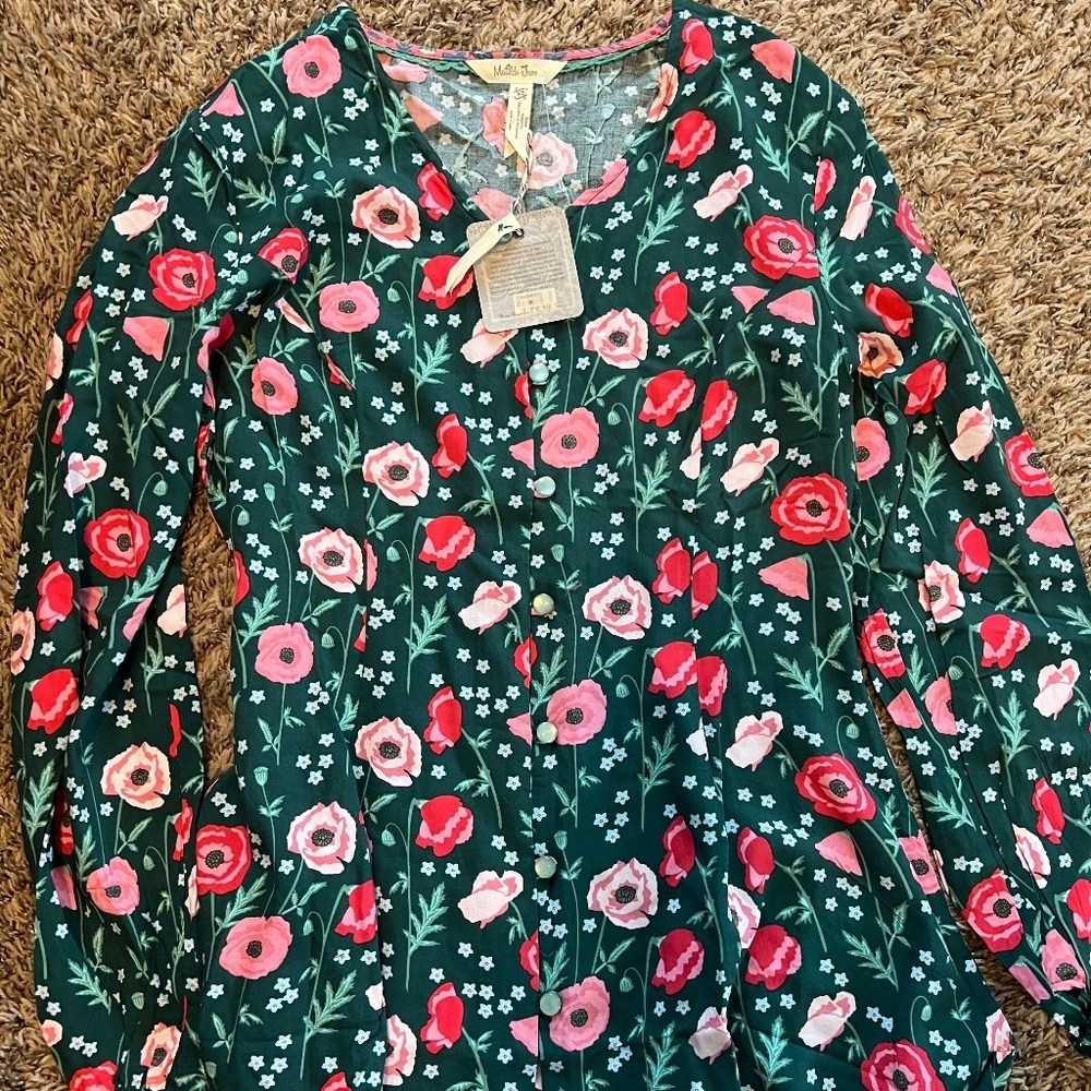 NWT Matilda Jane Womens Yesteryear Green Pink Floral Tunic Blouse Top size XS